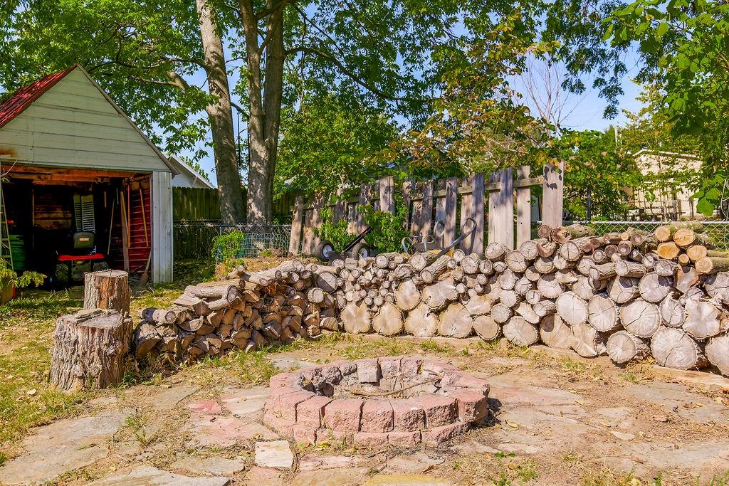 32900 W 84th Street