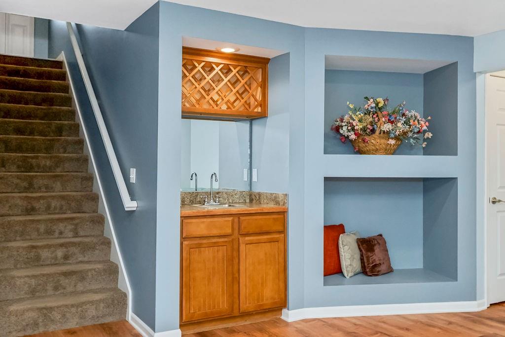 2206 Gennessee Court