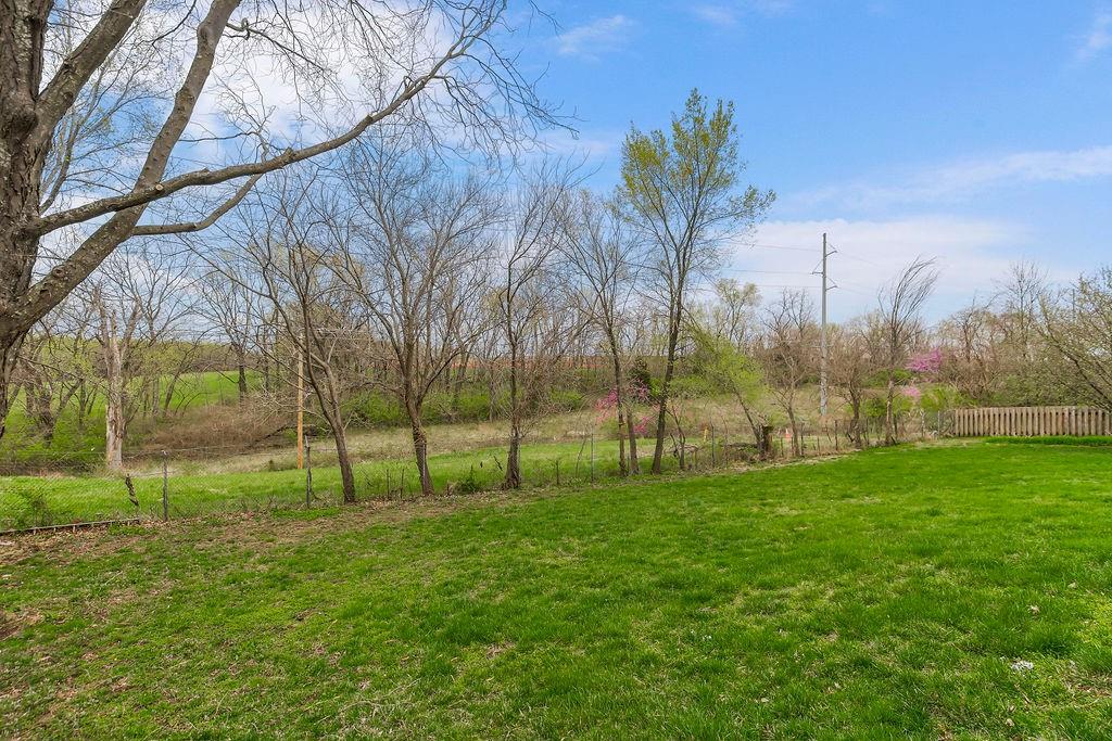 2206 Gennessee Court