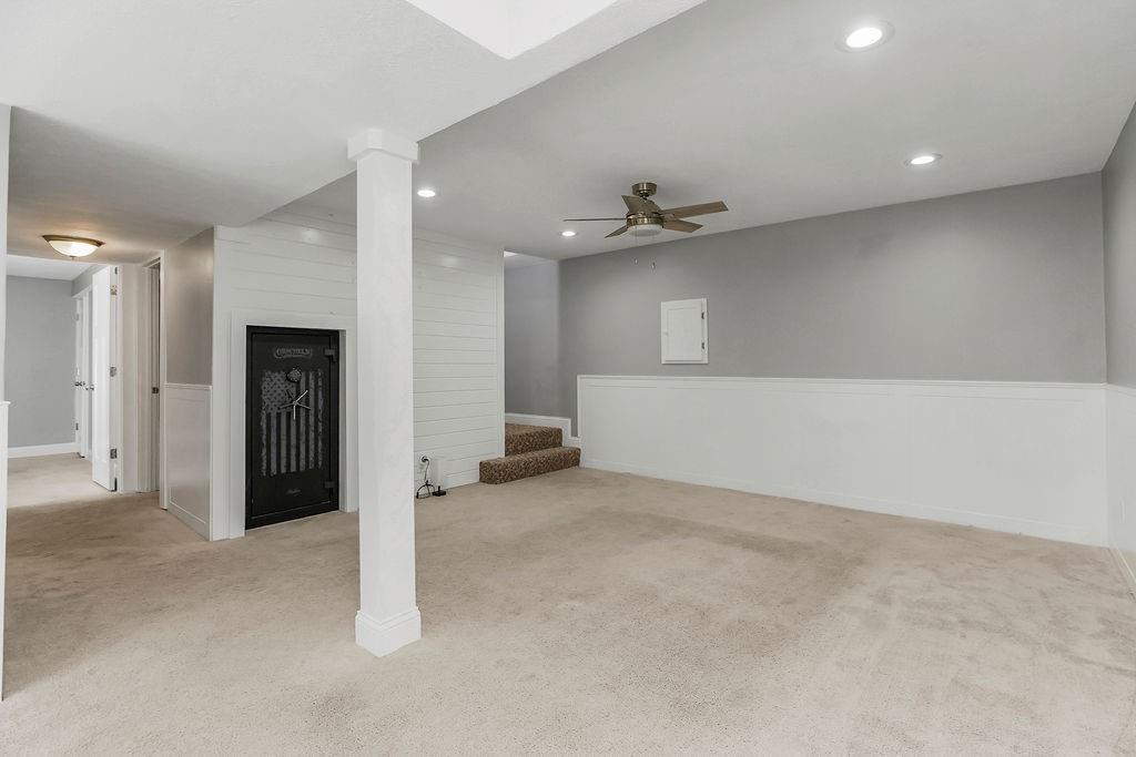 8265 Hill Circle