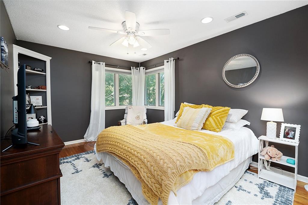 5948 SW 31st Terrace