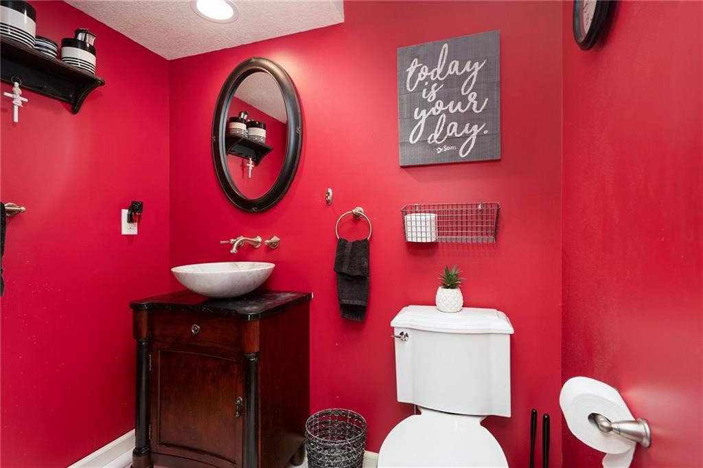 5948 SW 31st Terrace