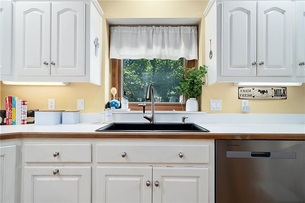 5948 SW 31st Terrace