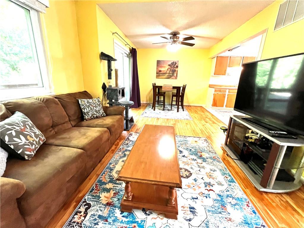 255 N Michigan Street Unit: 22
