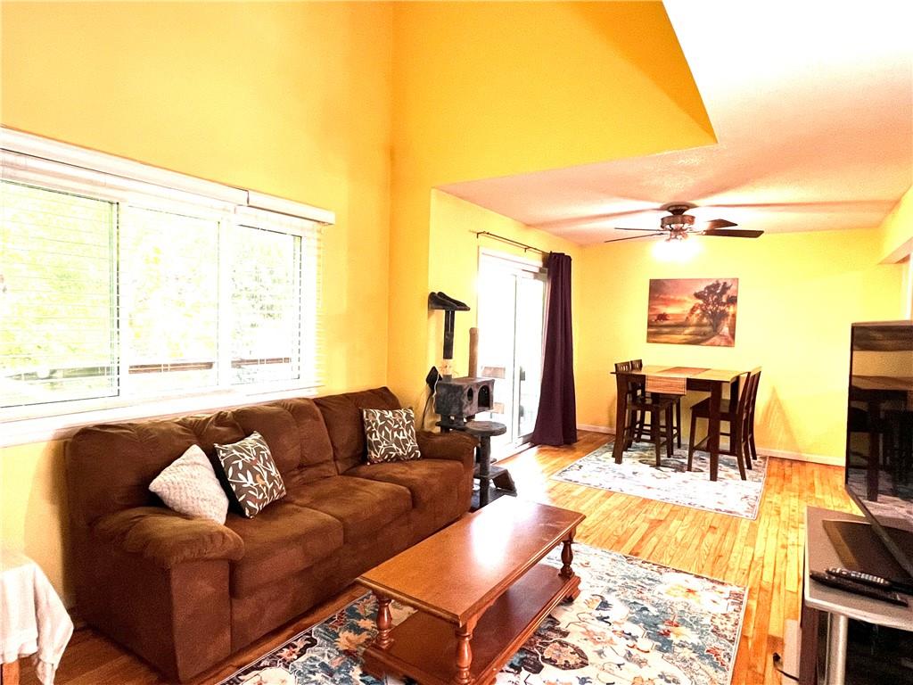 255 N Michigan Street Unit: 22