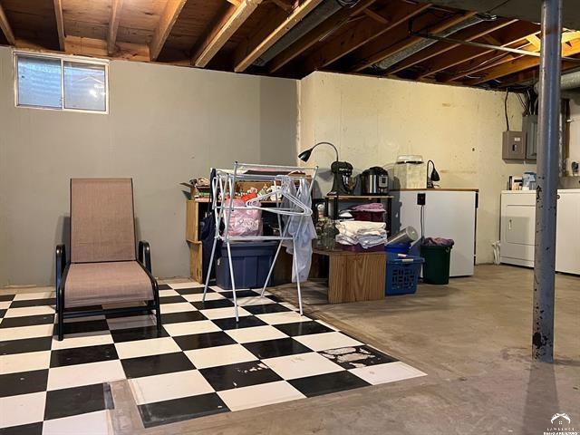 255 N Michigan Street Unit: 22