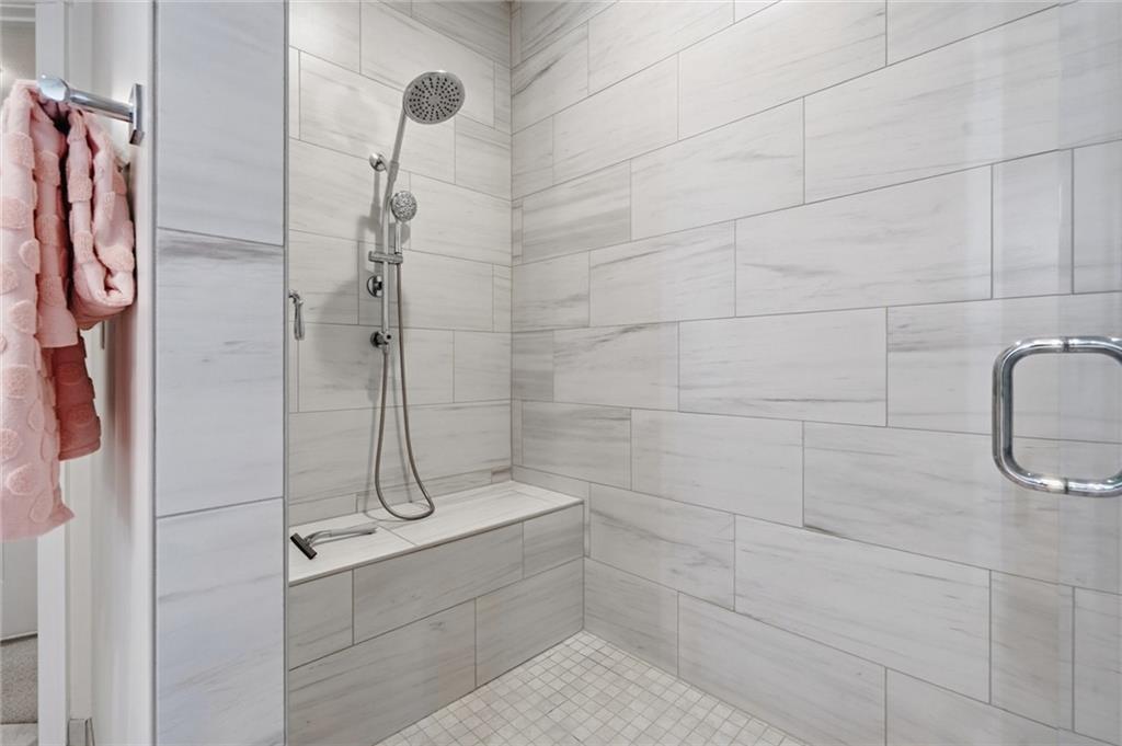 1210 Signal Lake Court