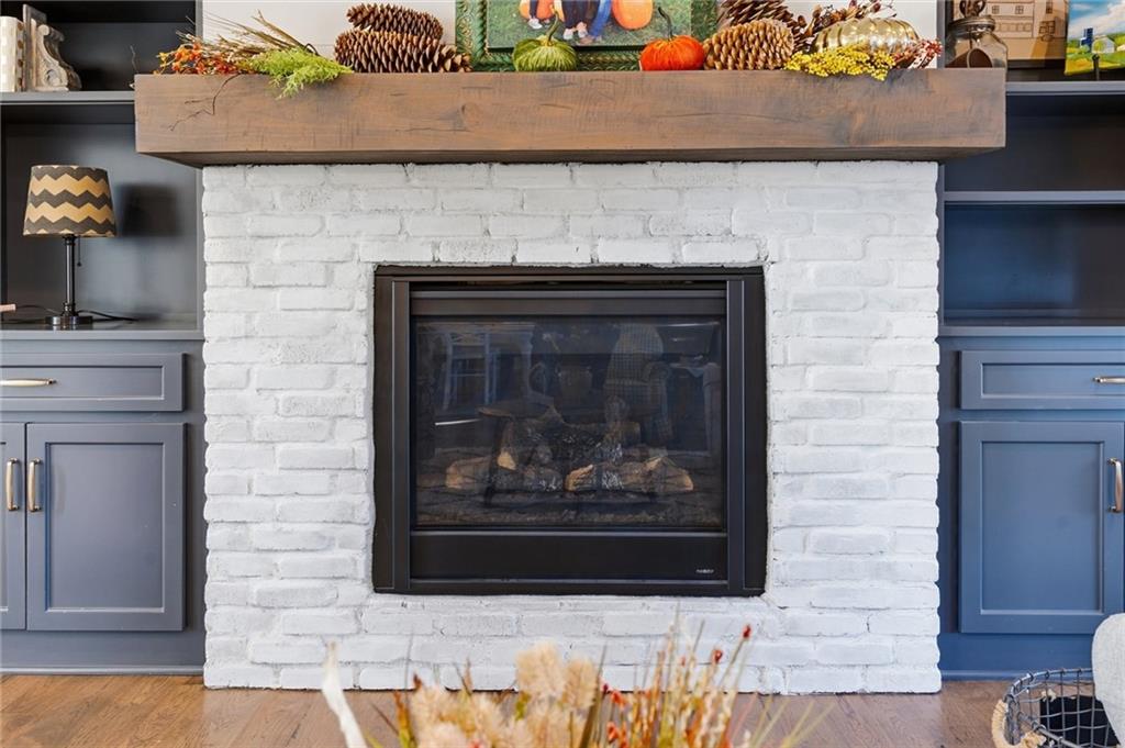 1210 Signal Lake Court