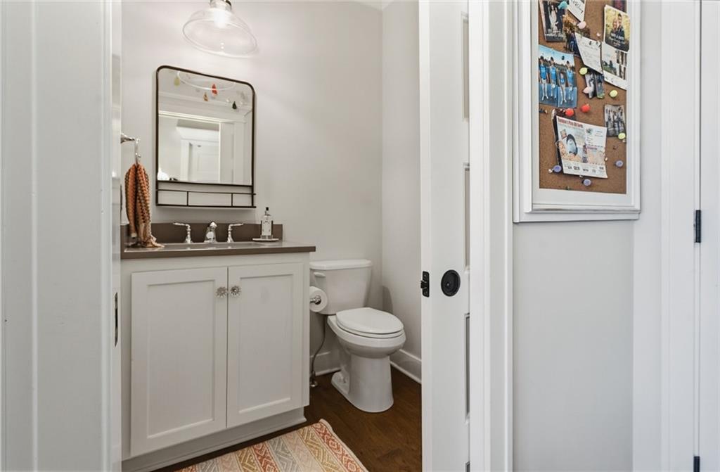 1210 Signal Lake Court