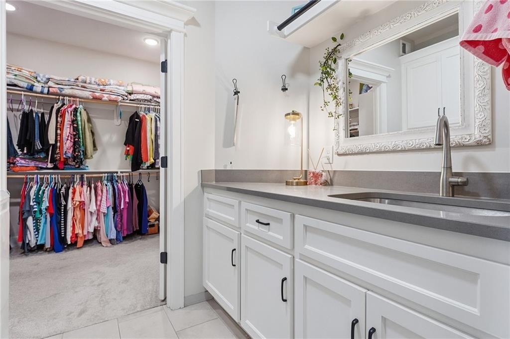 1210 Signal Lake Court