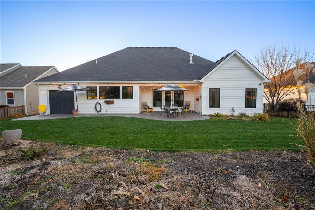 1210 Signal Lake Court