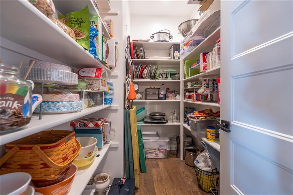 1210 Signal Lake Court