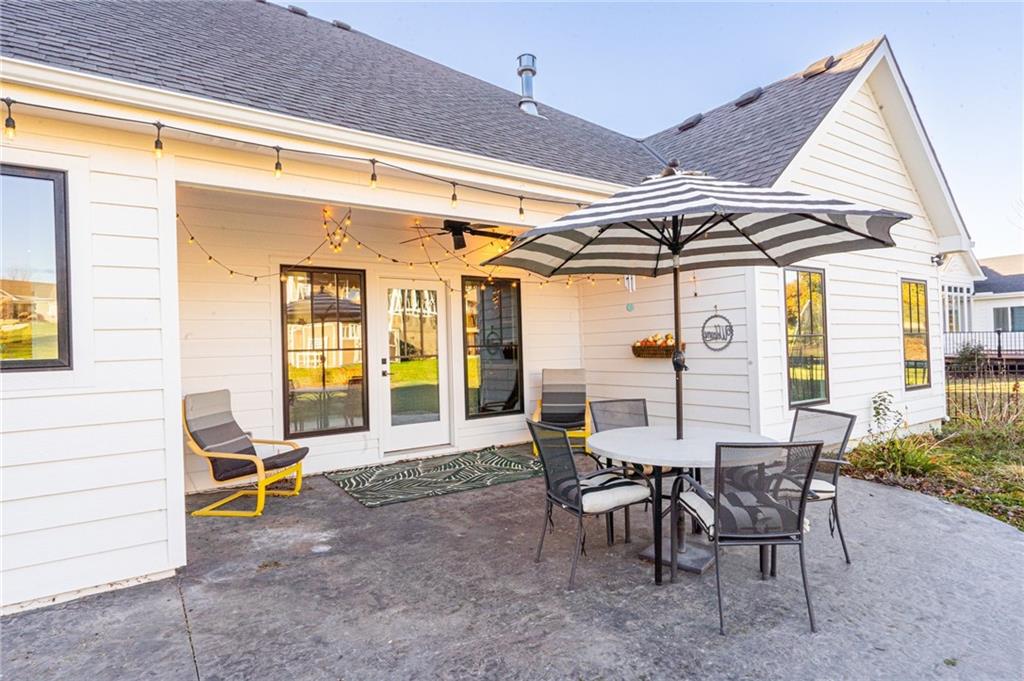 1210 Signal Lake Court