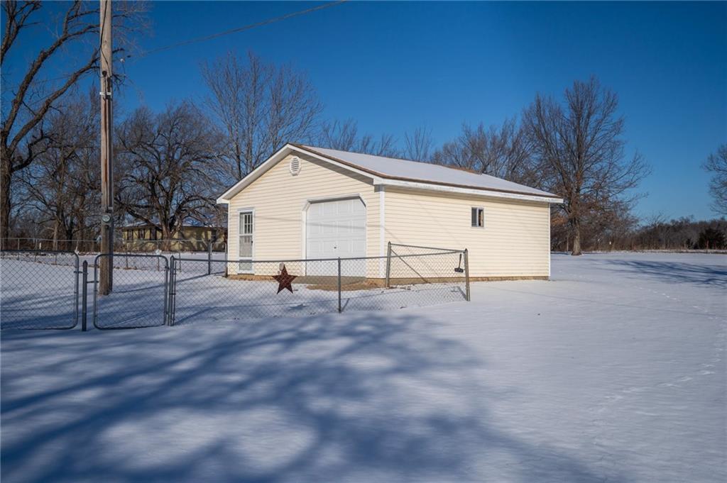 1310 N 968 Road