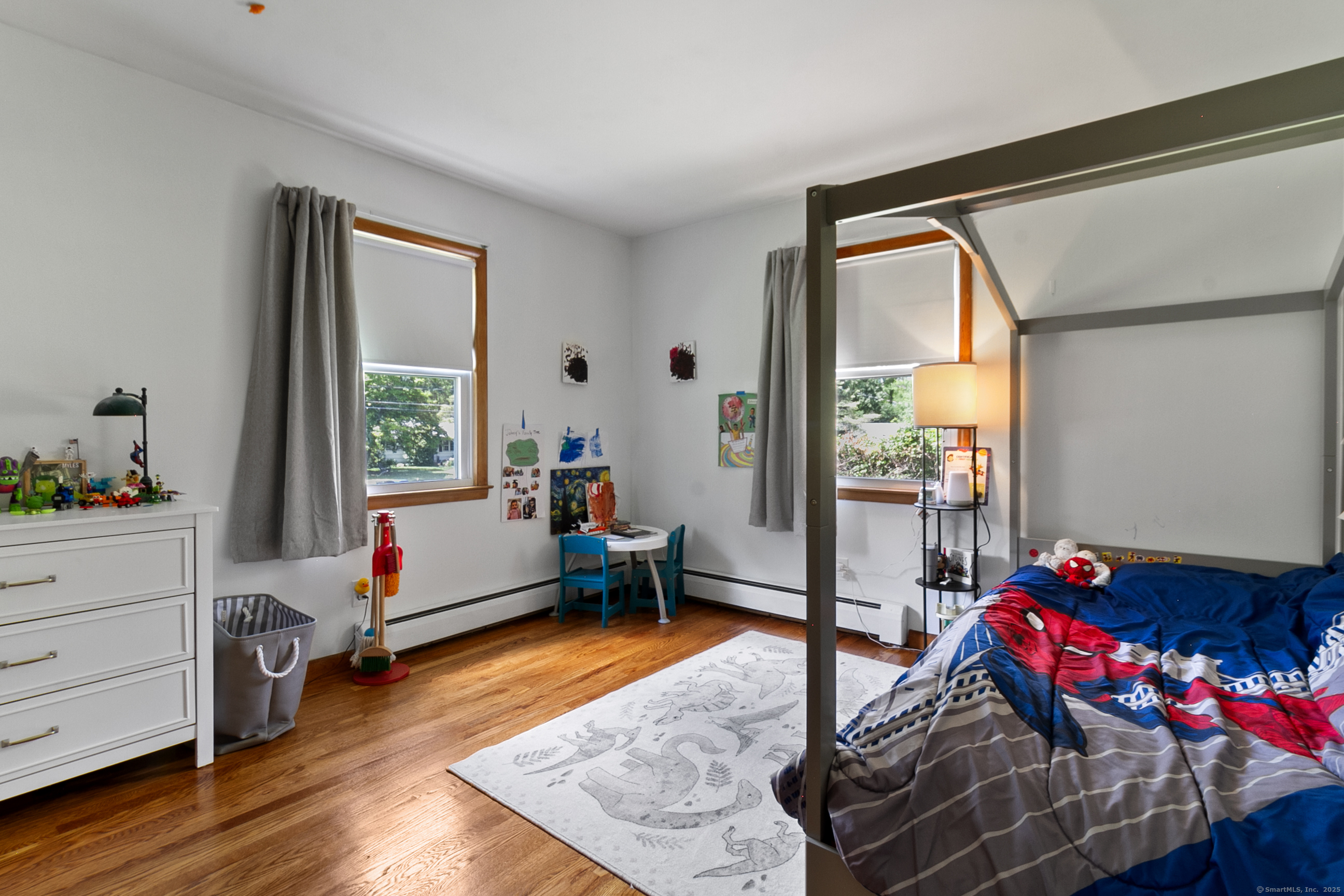 11 West Lake Shore Drive