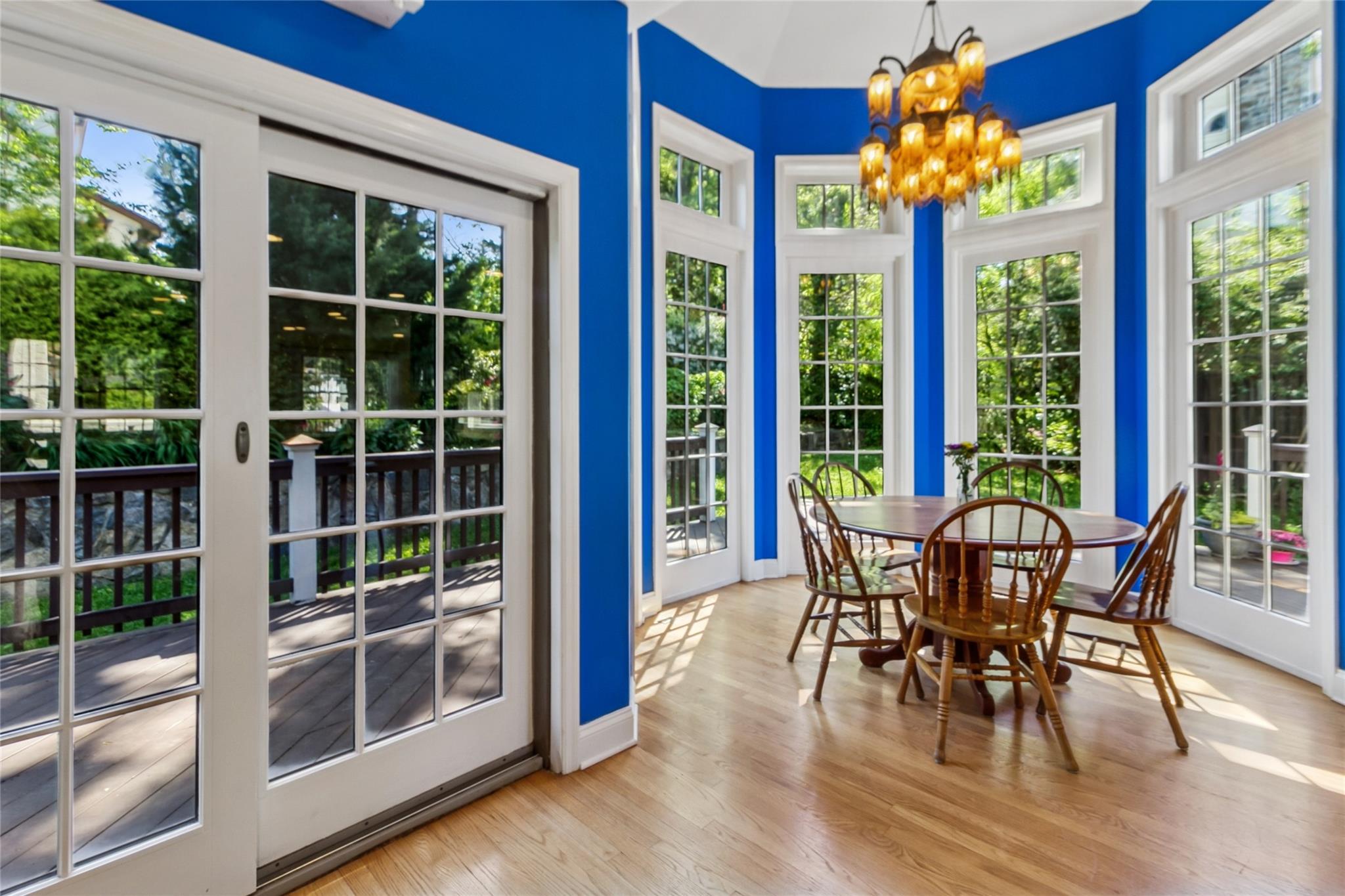 10 Belmont