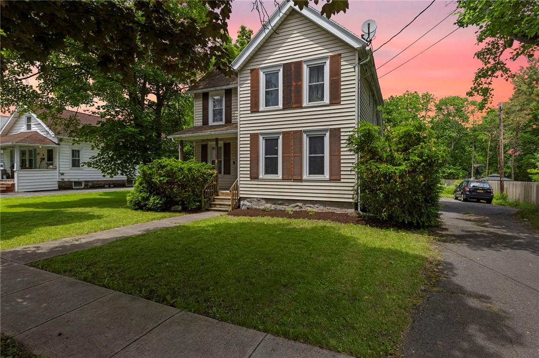 7 Hockeborne Avenue