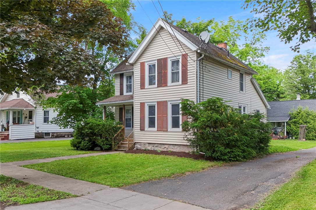 7 Hockeborne Avenue