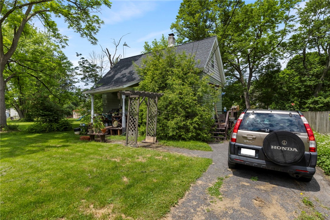 7 Hockeborne Avenue