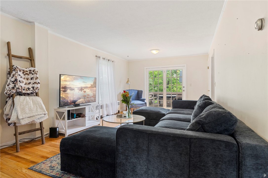 7 Hockeborne Avenue