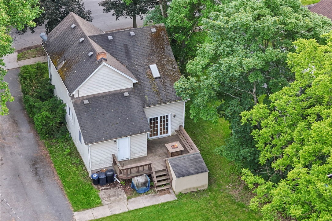7 Hockeborne Avenue