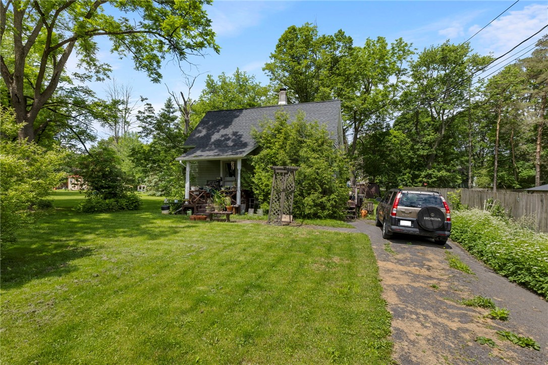 7 Hockeborne Avenue