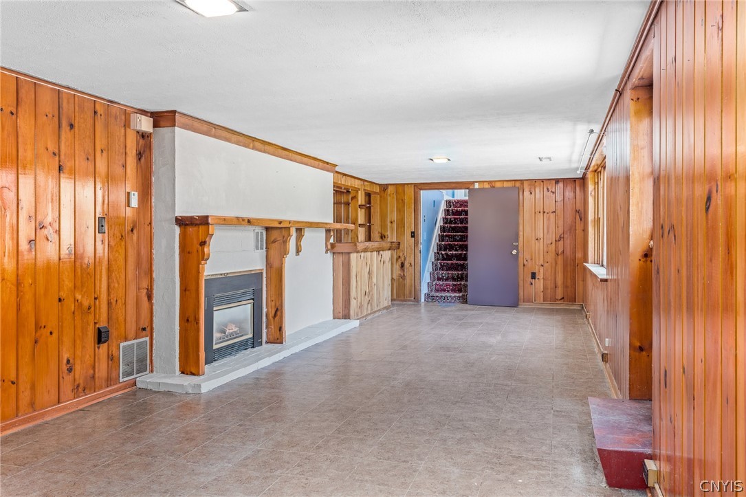 8316 OSWEGO ROAD