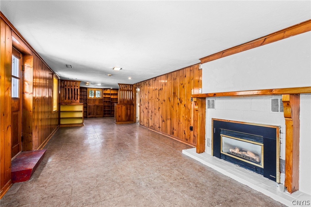8316 OSWEGO ROAD