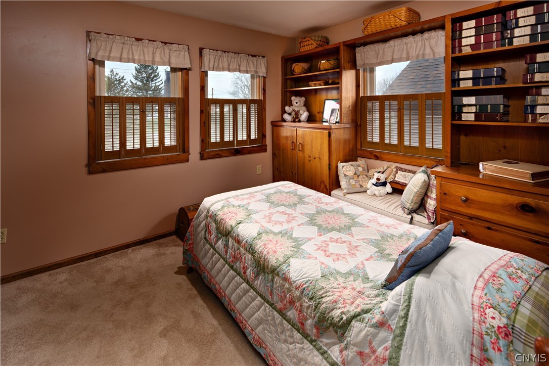 1620 New Seneca Turnpike