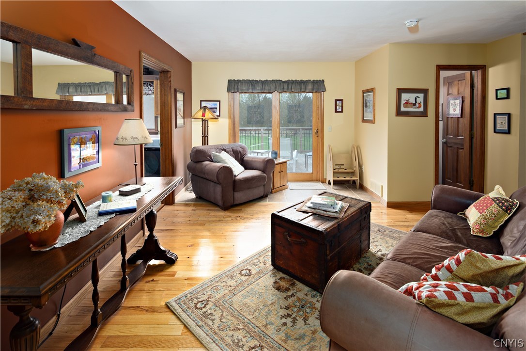 1620 New Seneca Turnpike