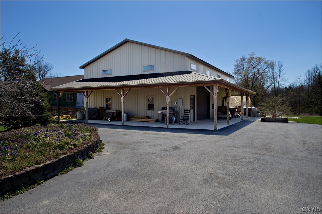 1620 New Seneca Turnpike