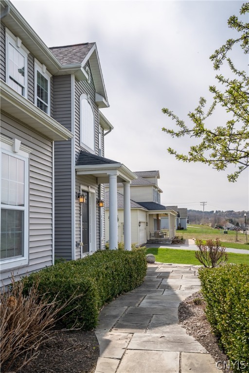 5016 Horizon Terrace
