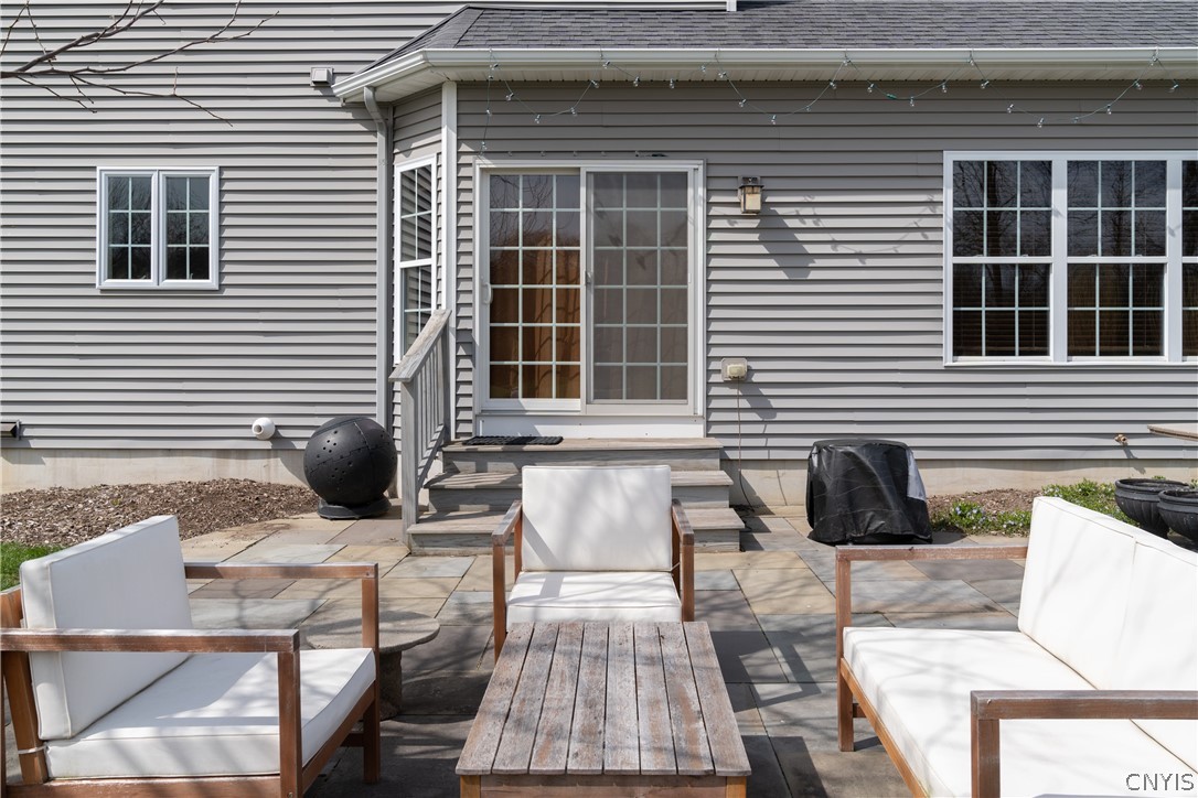 5016 Horizon Terrace