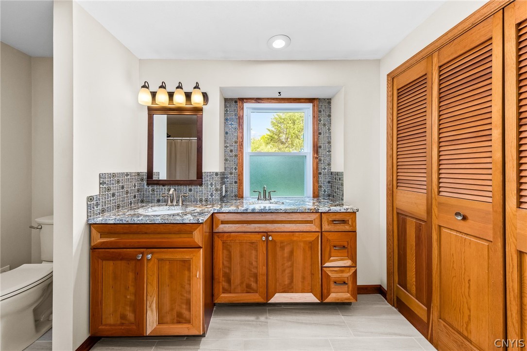 1089 JEWETT ROAD