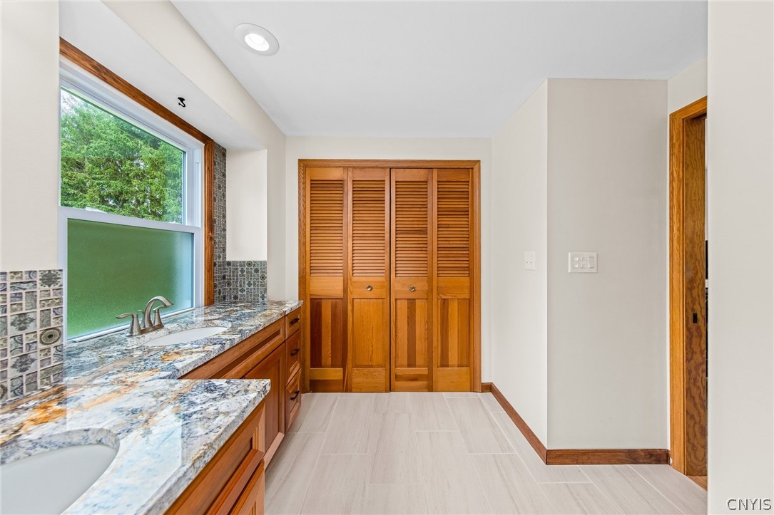 1089 JEWETT ROAD