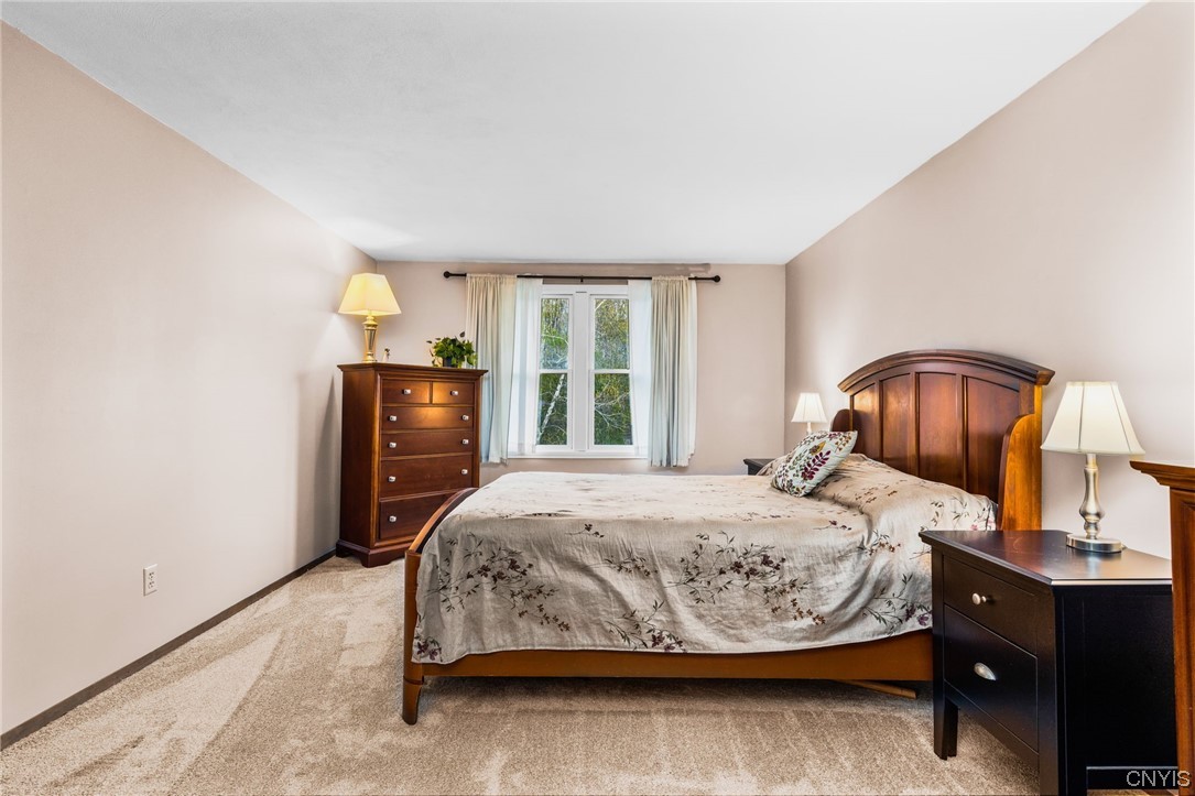 8196 Gatewood Drive