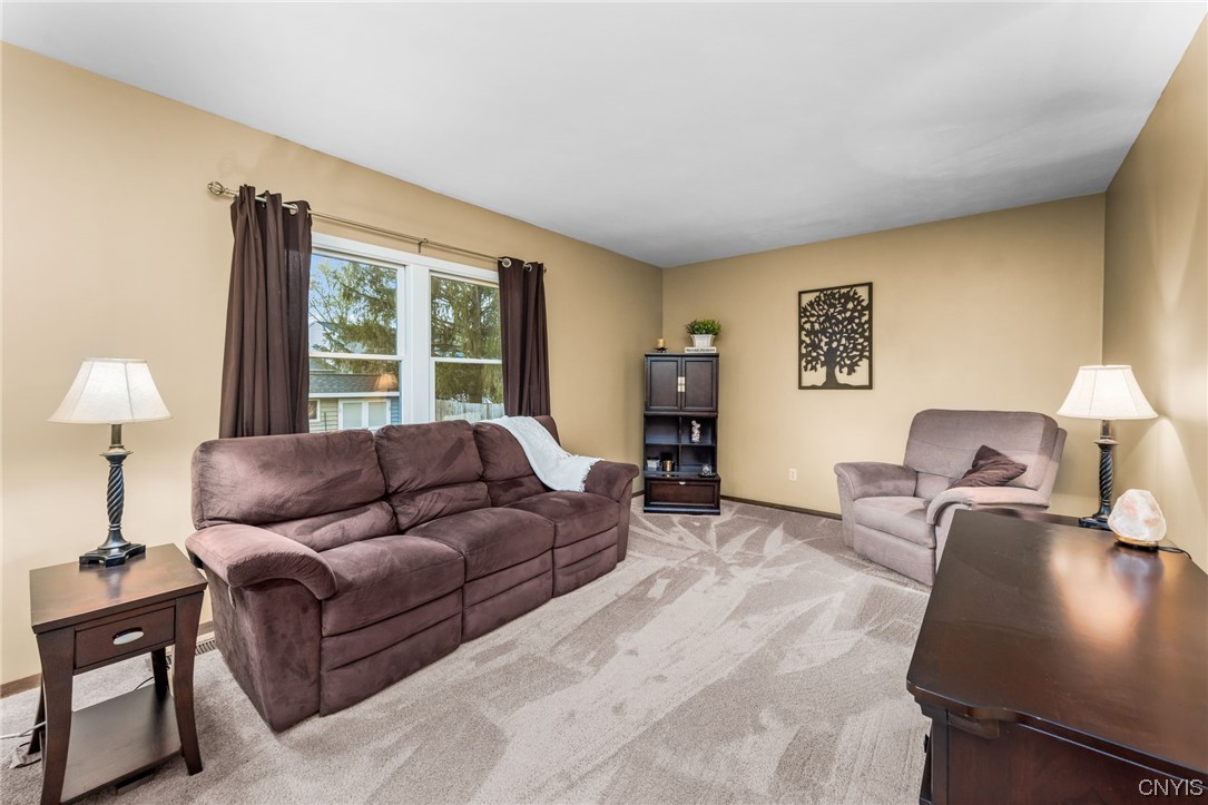8196 Gatewood Drive