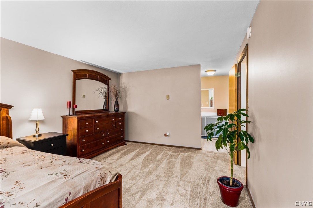 8196 Gatewood Drive