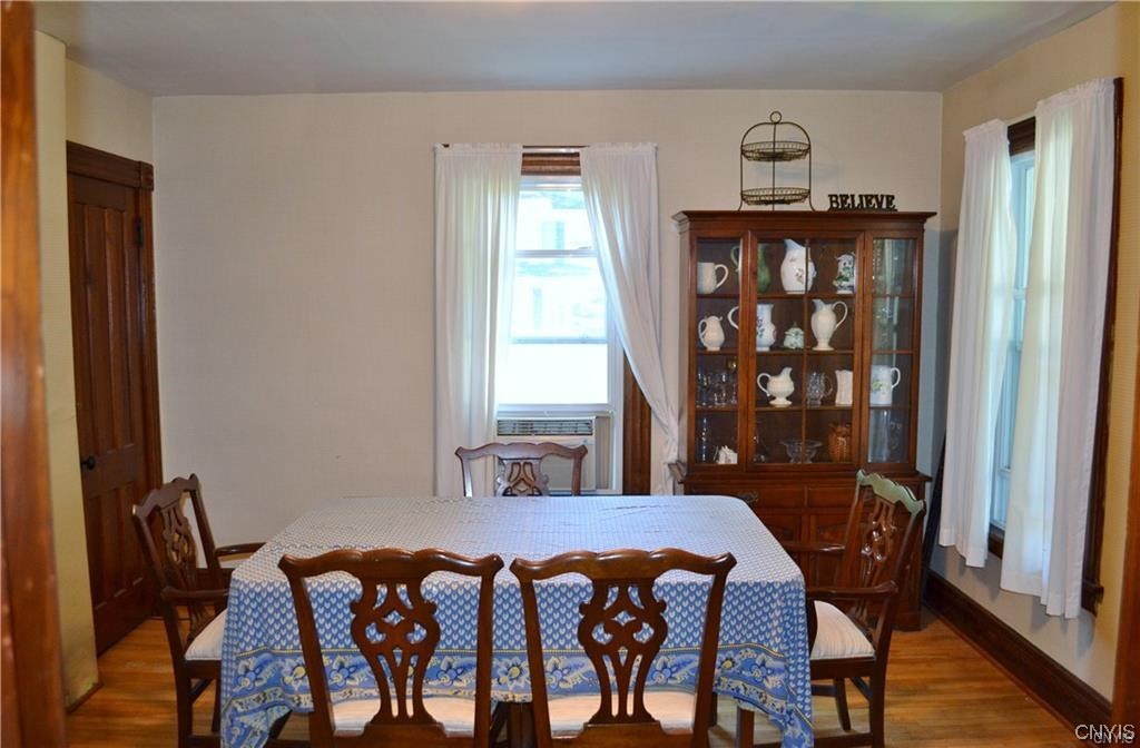 43 Leitch Ave