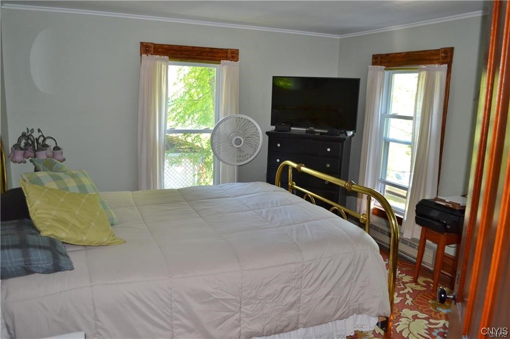 43 Leitch Ave
