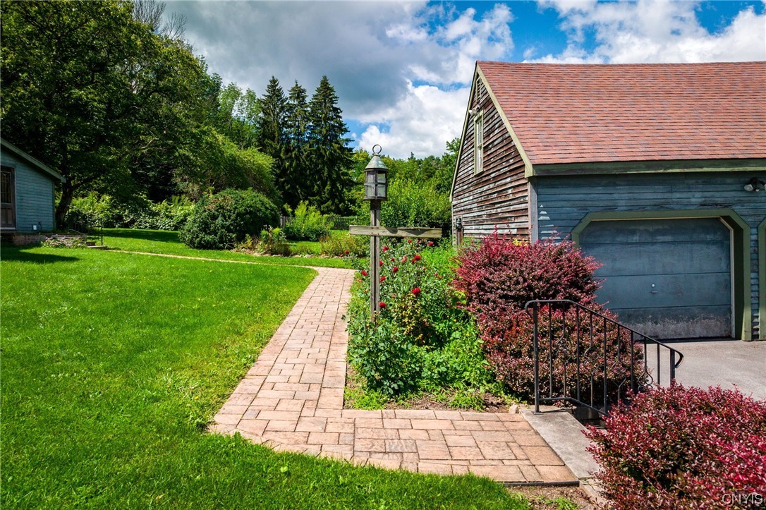 1631 Albring Road