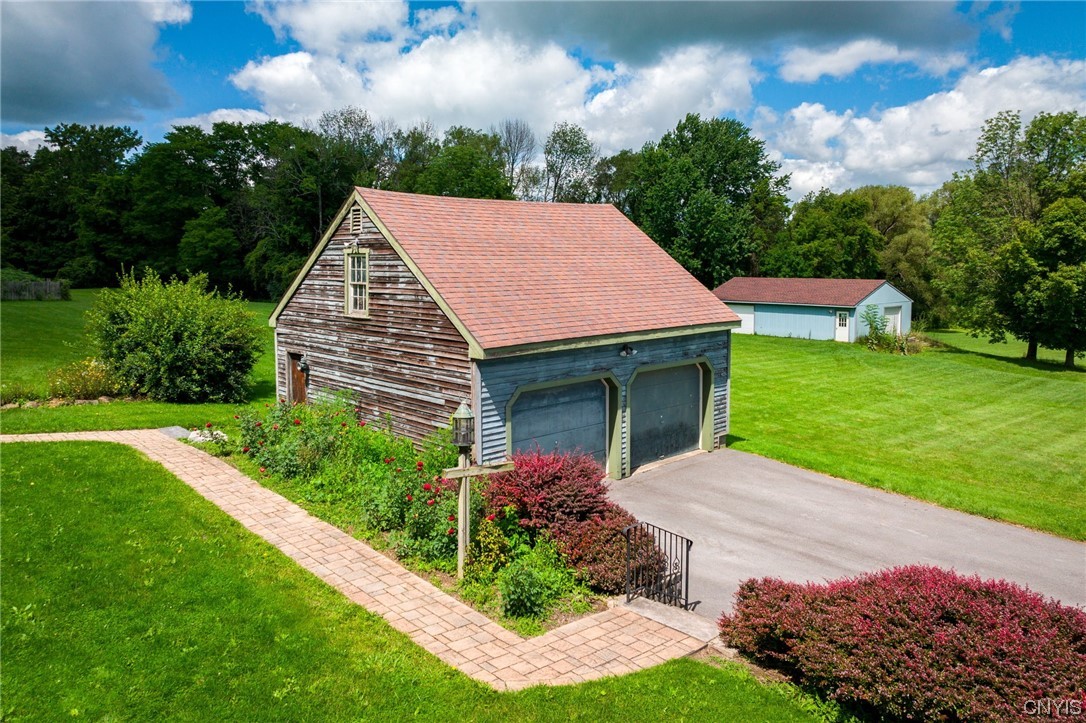 1631 Albring Road
