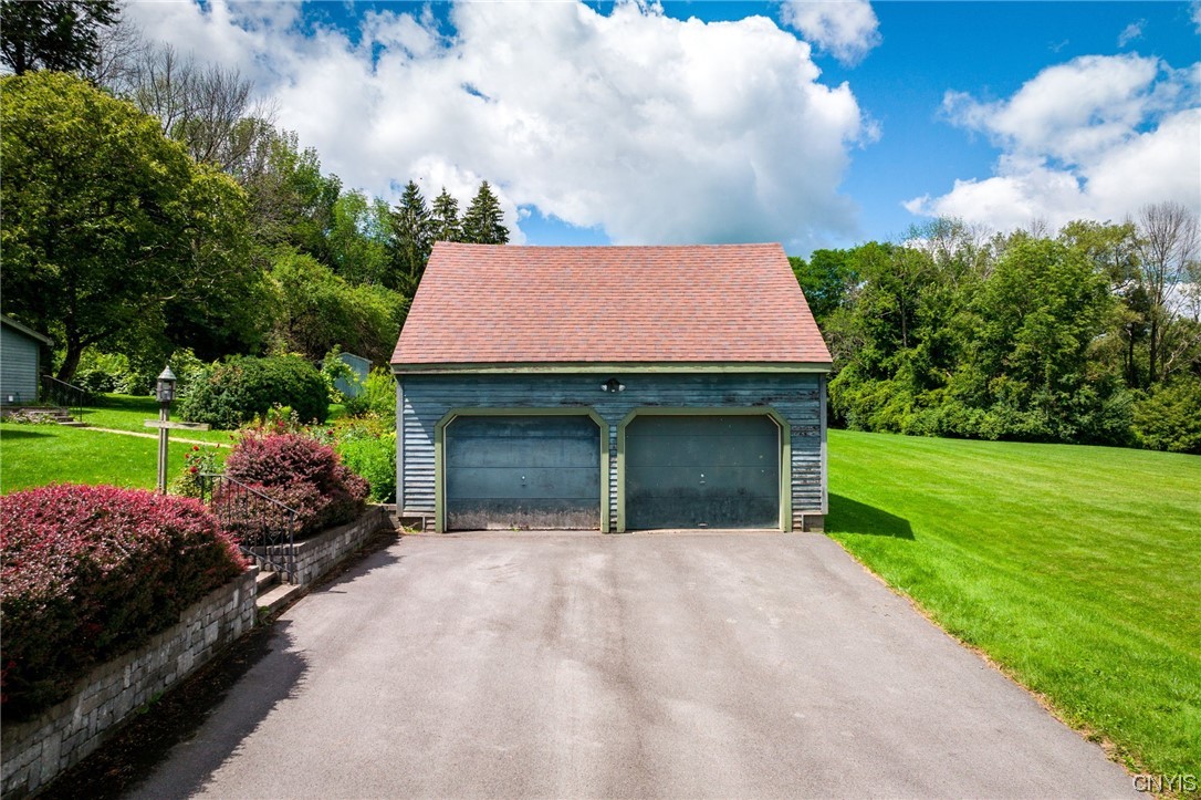 1631 Albring Road