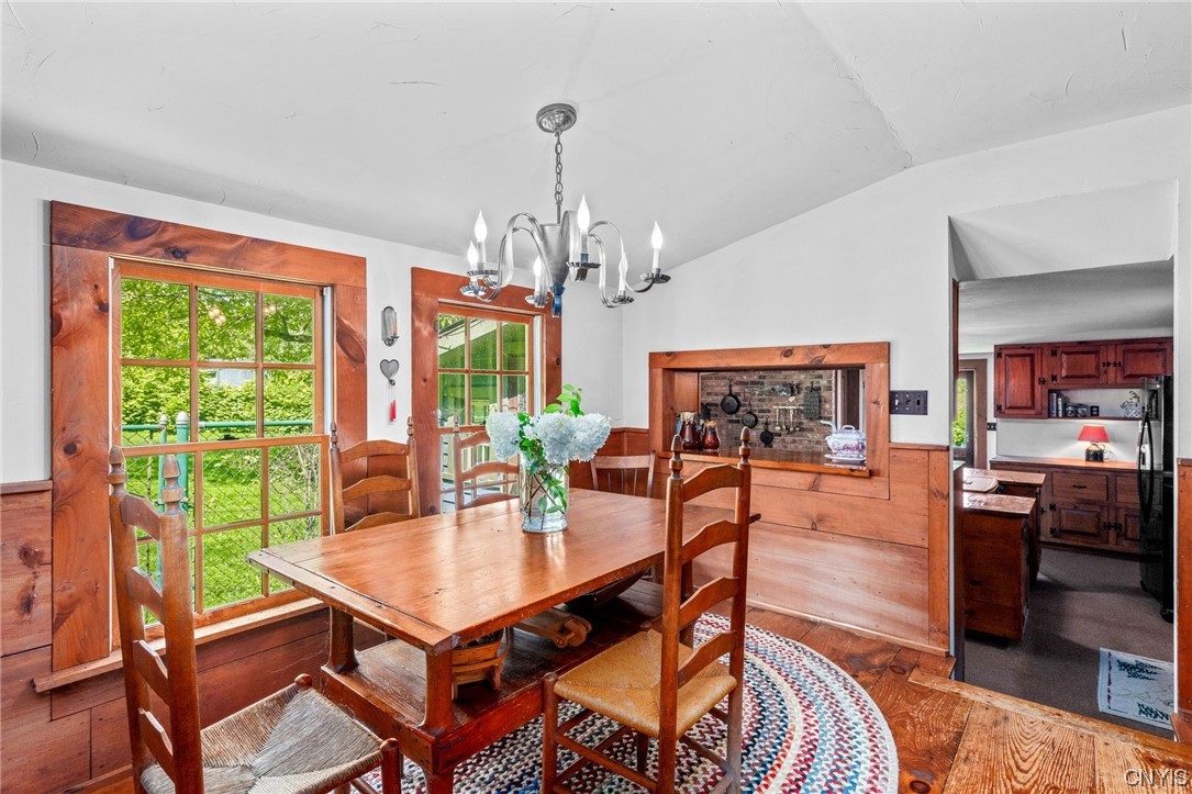 1631 Albring Road