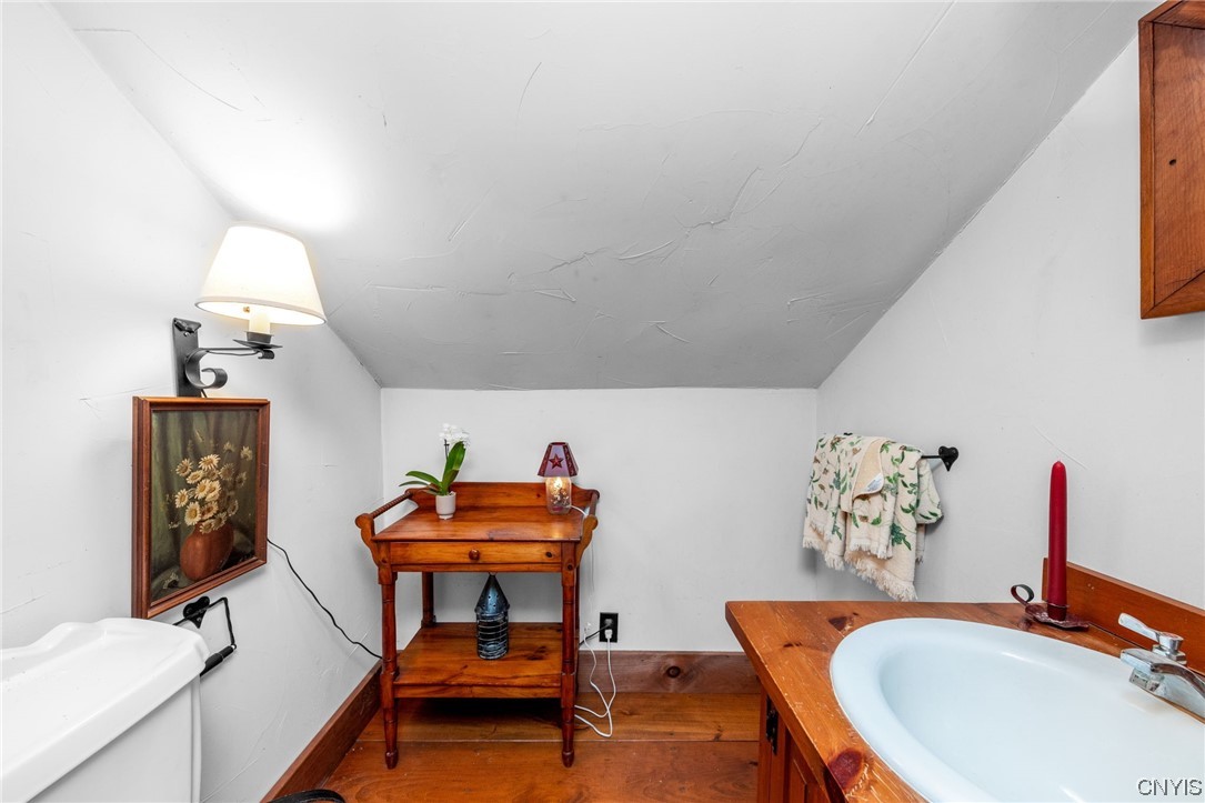1631 Albring Road