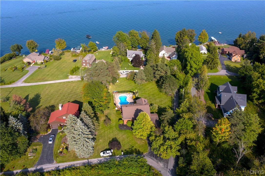 2502 Lakewatch Lane