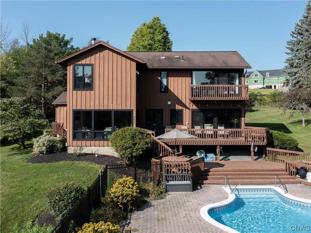 2502 Lakewatch Lane