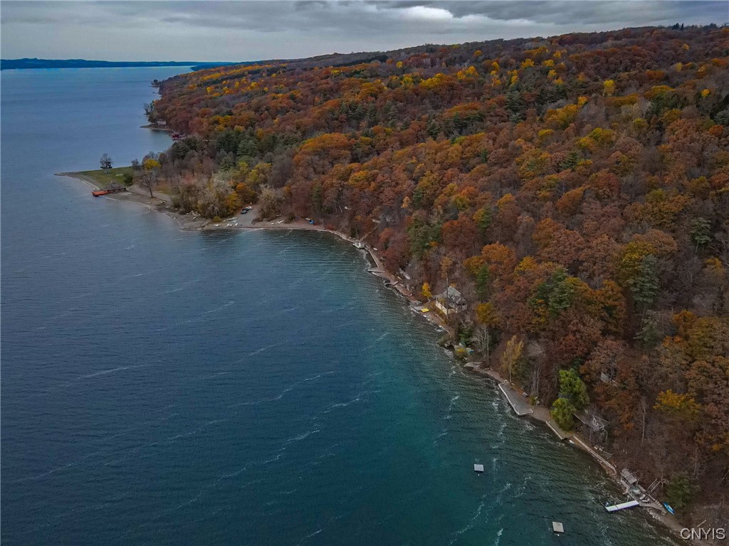 1014 Ten Mile Point Road