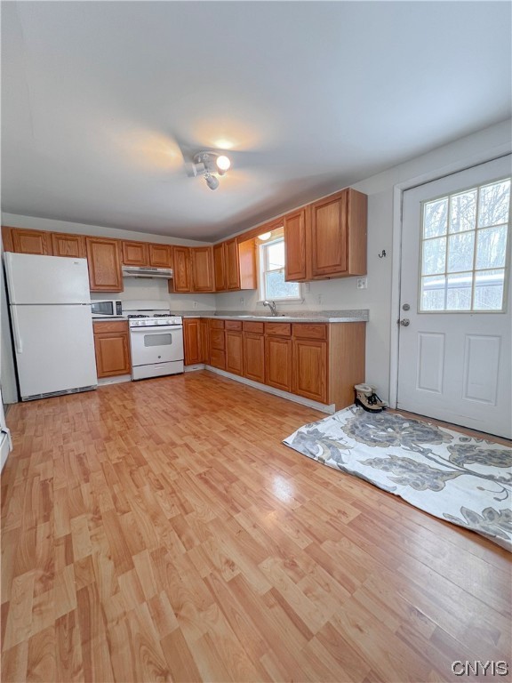 930 Old Seneca