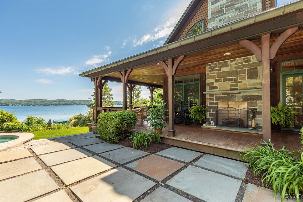 1782 Tamarack Trail